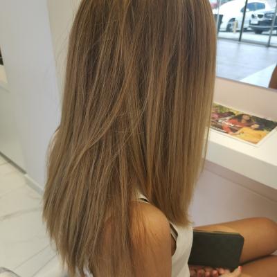 Blonde 2